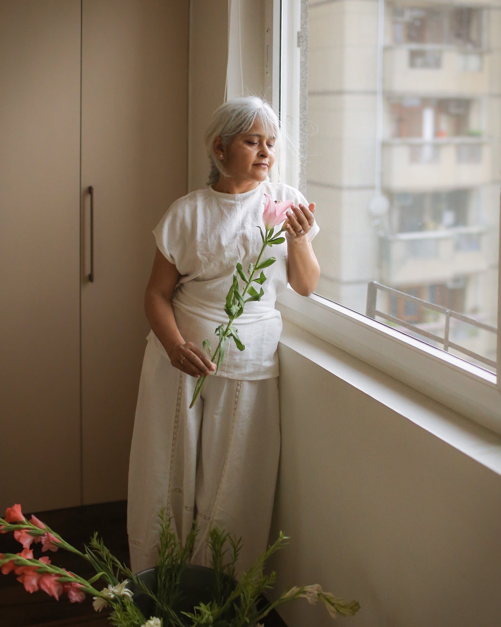 Efforts & Ease Top | Moss Texture | White