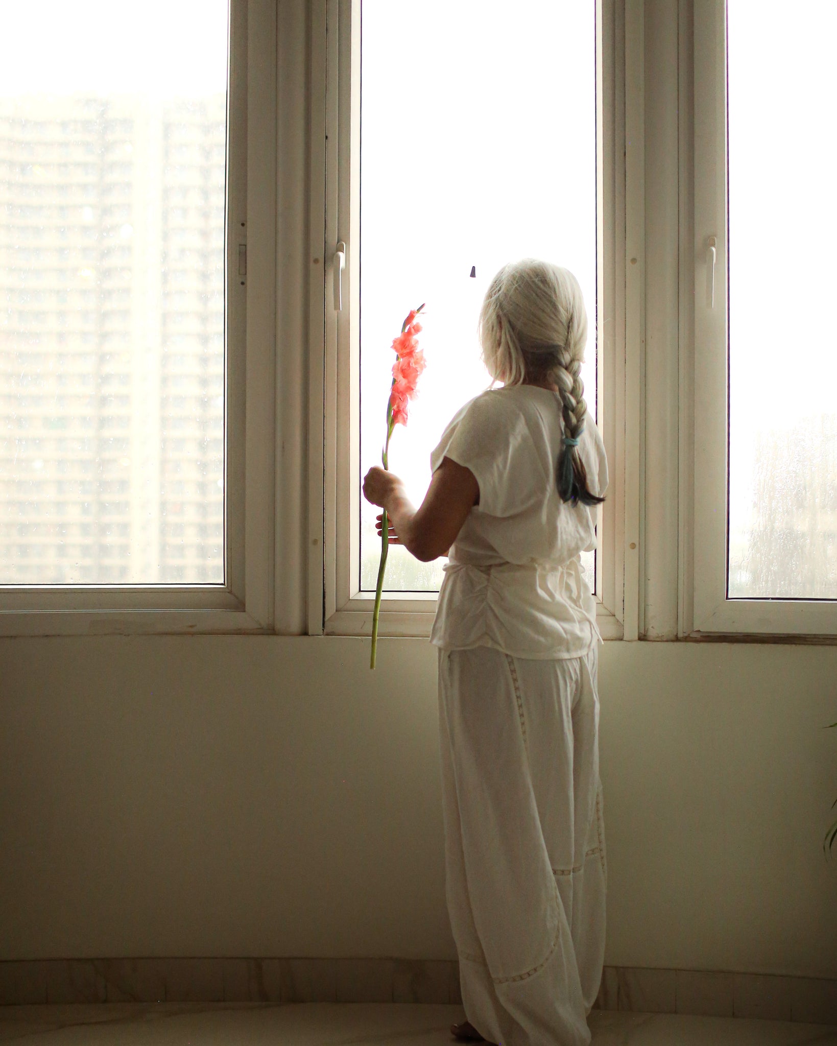 Efforts & Ease Top | Moss Texture | White
