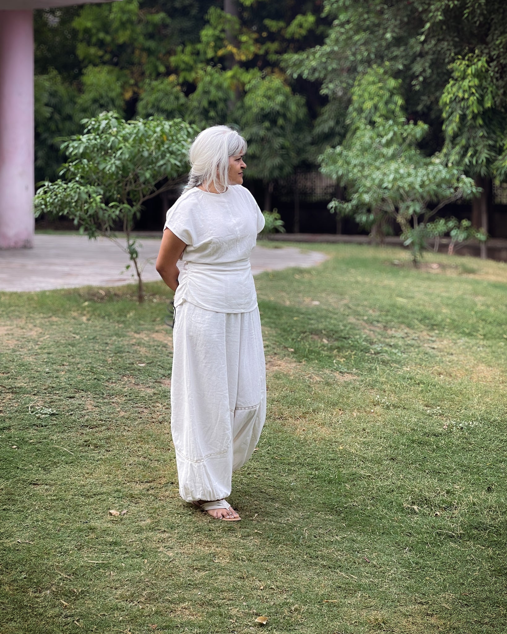 Efforts & Ease Top | Moss Texture | White